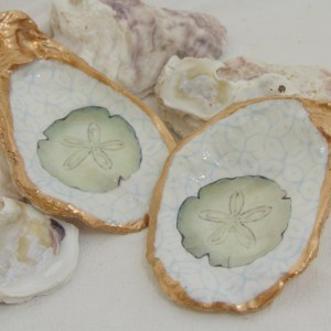 Alternative view of Watercolor Sand Dollar Oyster Shell Jewelry Bowl