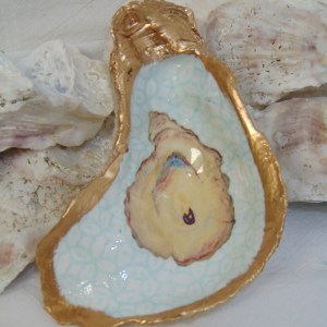 Watercolor Single Oyster Shell Jewelry Bowl