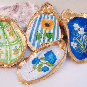 Alternative view of Watercolor Sunflower Oyster Shell Jewelry Bowl